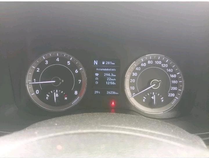 2020 Hyundai VENUE SX 1.0 (O) TURBO IMT DUAL TONE, Petrol, Manual, 26,236 km, interior