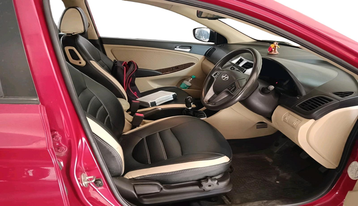 2015 Hyundai Verna FLUIDIC 4S 1.6 VTVT S(O), Petrol, Manual, 63,855 km, interior