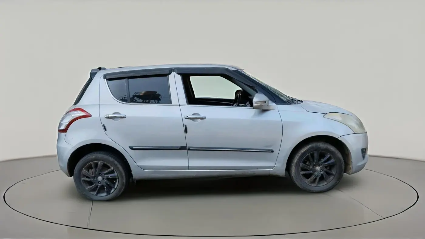 2012 Maruti Swift ZXI, CNG, Manual, 1,24,920 km, exterior