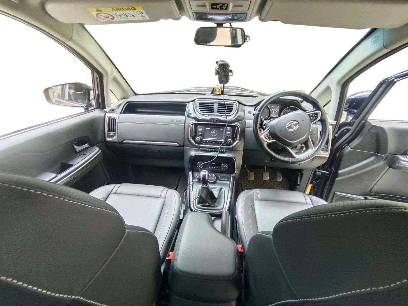 2017 Tata Hexa XT 4X2 7 STR, Diesel, Manual, 39,838 km, interior