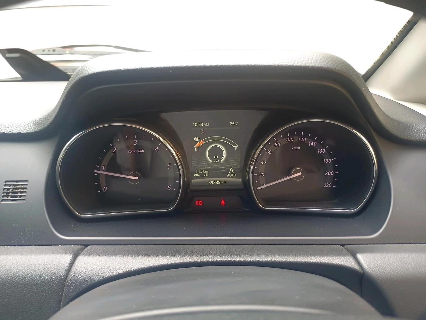 2017 Tata Hexa XT 4X2 7 STR, Diesel, Manual, 39,838 km, interior