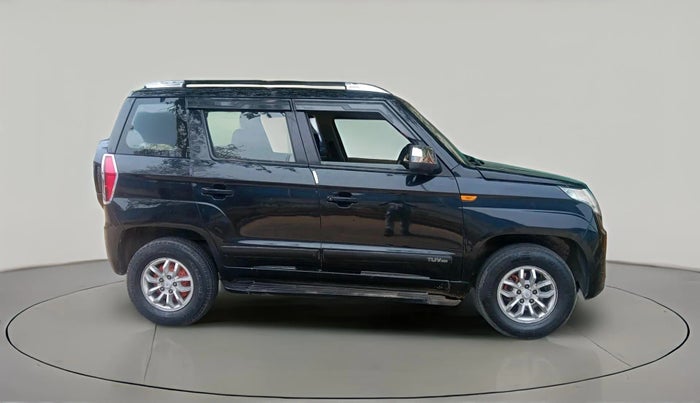 2016 Mahindra TUV300 T8, Diesel, Manual, 1,32,866 km, exterior