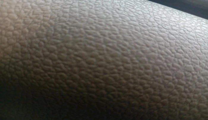 2016 Mahindra TUV300 T8, Diesel, Manual, 1,32,866 km, interior