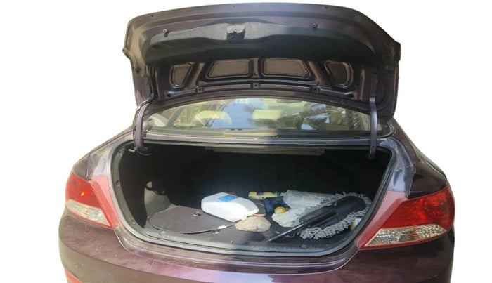 2012 Hyundai Verna FLUIDIC 1.6 VTVT SX, Petrol, Manual, 57,940 km, exterior