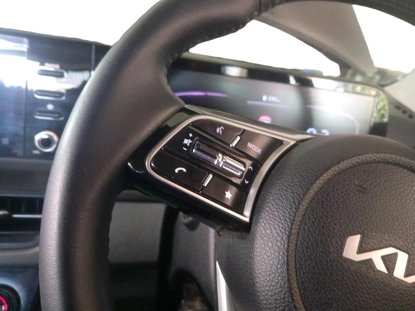 2024 KIA SELTOS  HTK PLUS 1.5 PETROL MT, Petrol, Manual, 34,064 km, interior