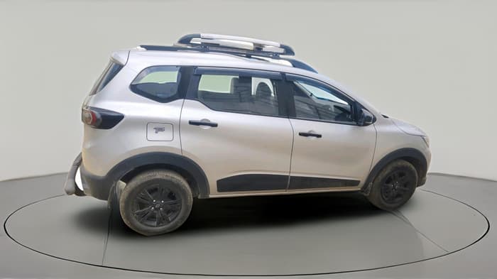 2025 Renault TRIBER Techno, Petrol, Manual, 7,076 km, exterior