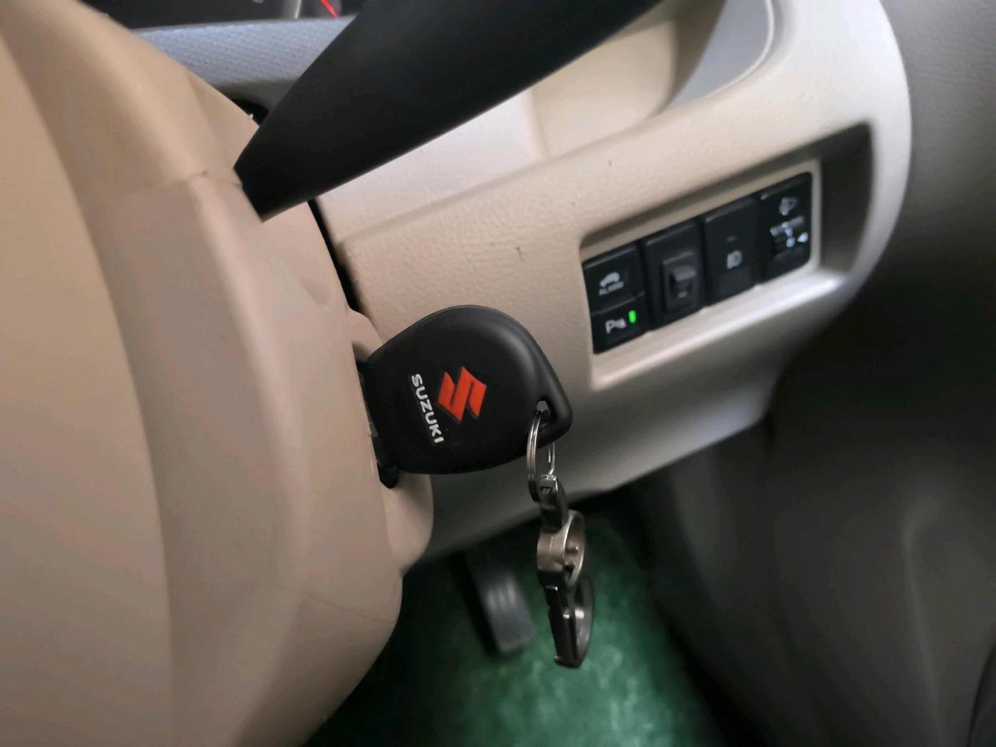 2018 Maruti Ertiga VXI, Petrol, Manual, 68,913 km, interior