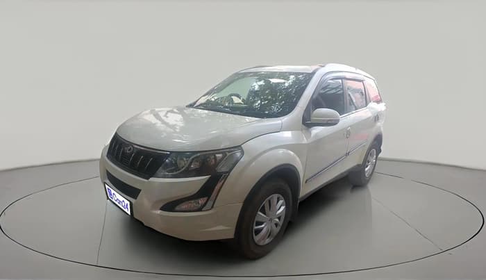 2015 Mahindra XUV500 W6, Diesel, Manual, 99,845 km, exterior