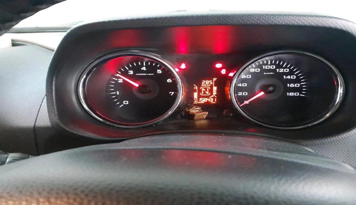 2016 Mahindra TUV300 T8, Diesel, Manual, 1,58,431 km, interior