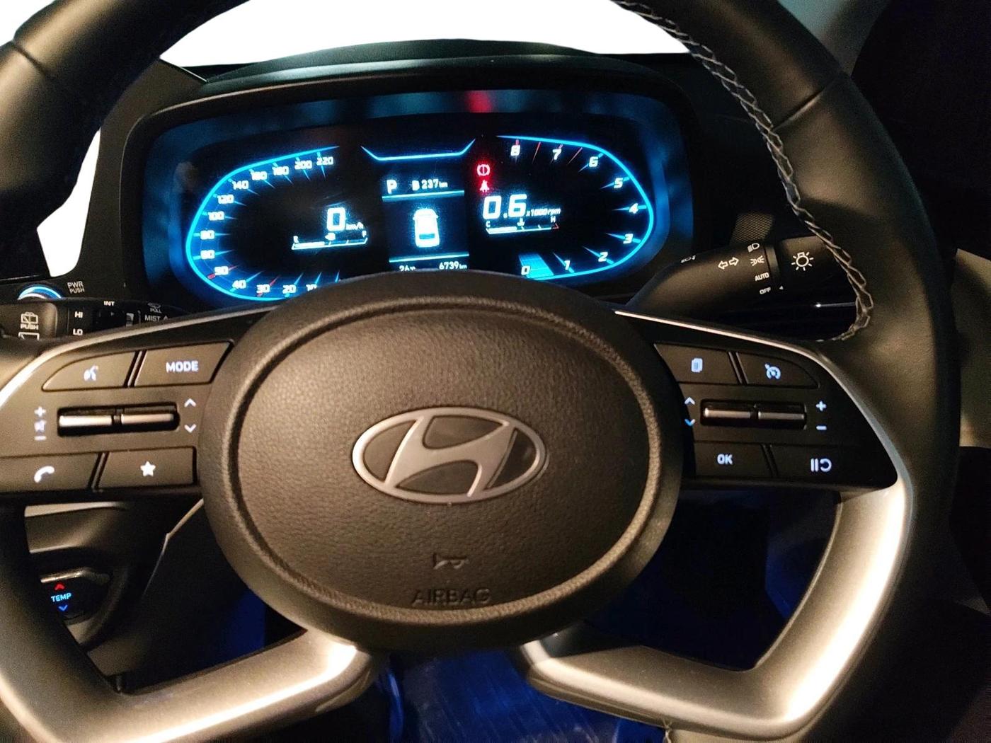 2023 Hyundai NEW I20 ASTA (O) 1.2 IVT, Petrol, Automatic, 6,739 km, interior