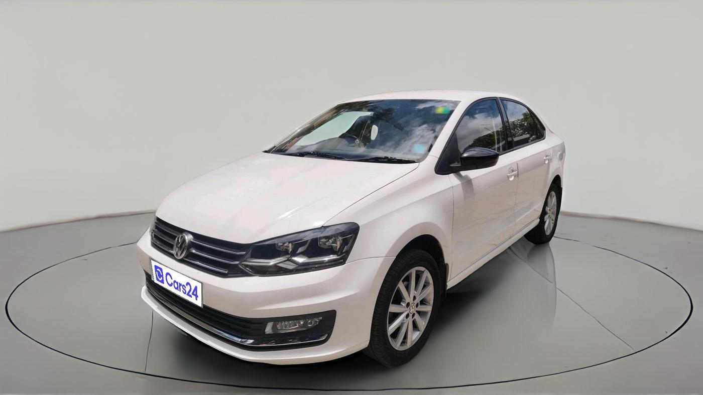 2017 Volkswagen Vento HIGHLINE PETROL AT, Petrol, Automatic, 77,100 km, exterior