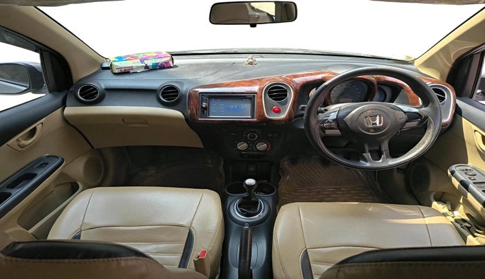 2014 Honda Mobilio 1.5L I-VTEC V, Petrol, Manual, 1,10,089 km, interior