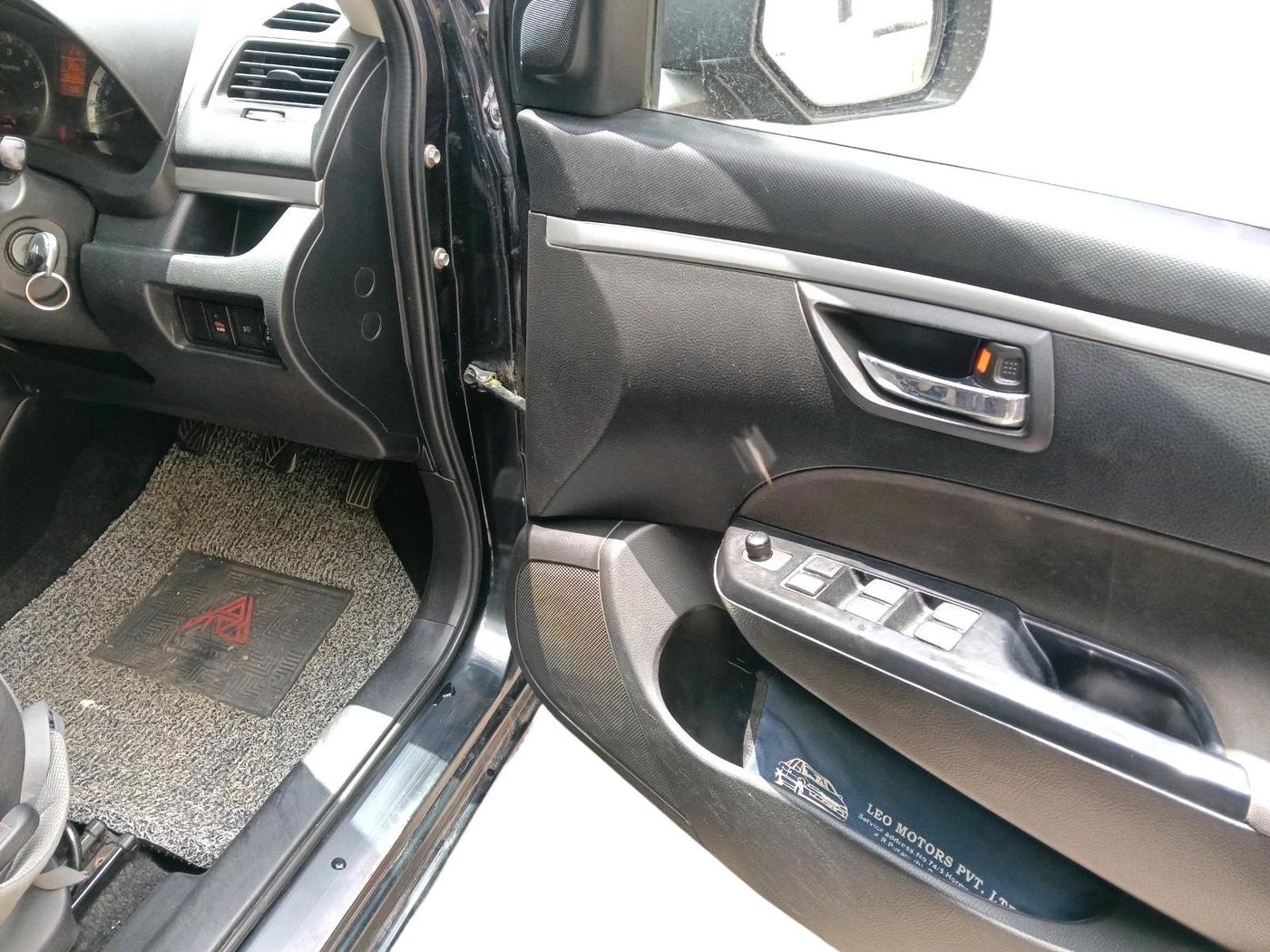 2012 Maruti Swift ZDI, Diesel, Manual, 1,56,300 km, interior