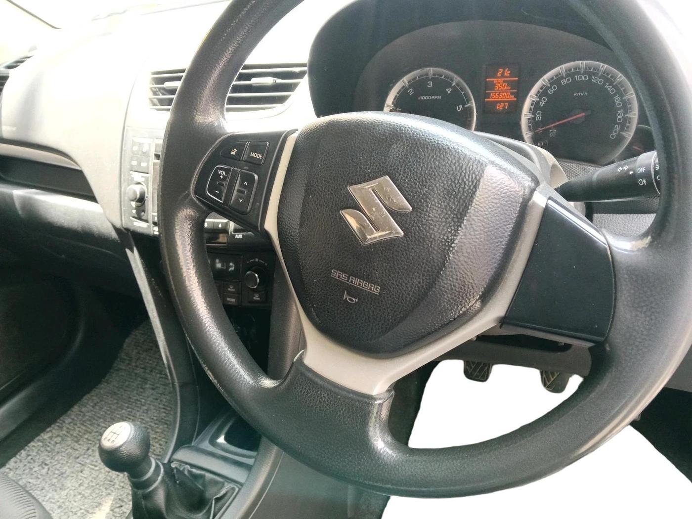 2012 Maruti Swift ZDI, Diesel, Manual, 1,56,300 km, interior