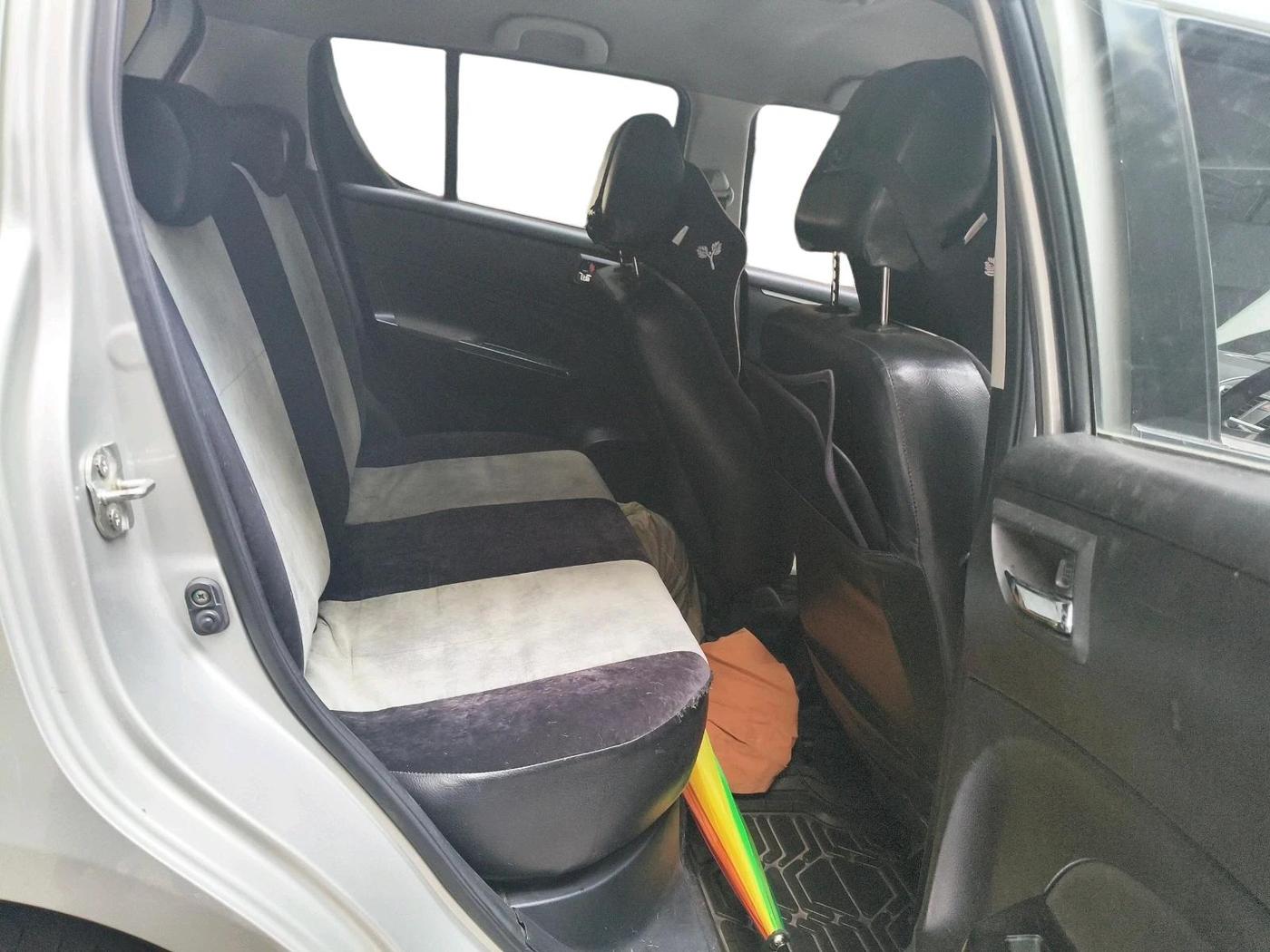 2013 Maruti Swift Dzire VXI, Petrol, Manual, 89,998 km, interior