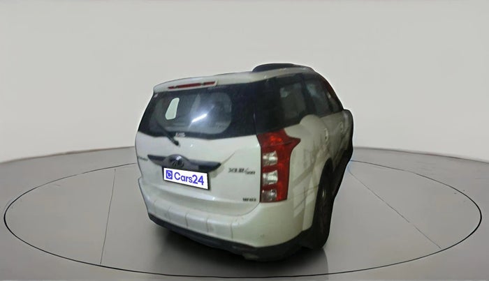 2015 Mahindra XUV500 W10, Diesel, Manual, 99,927 km, exterior