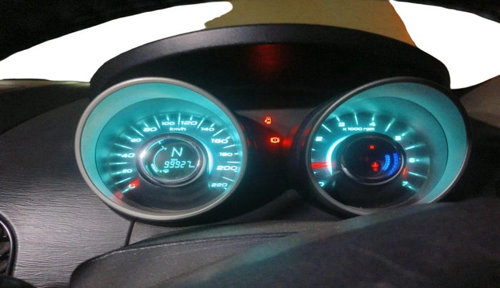 2015 Mahindra XUV500 W10, Diesel, Manual, 99,927 km, interior