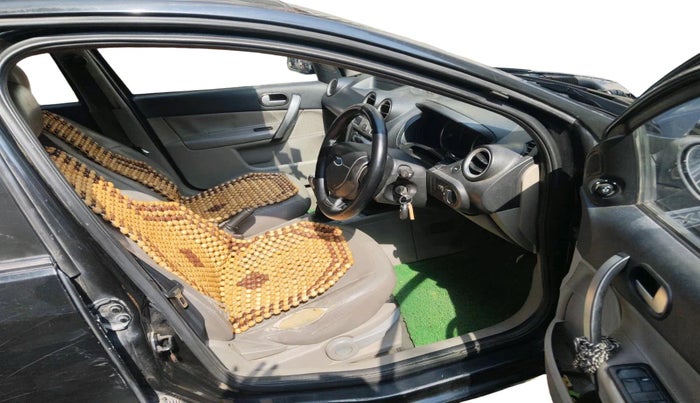 2008 Ford Fiesta SXI 1.4 DIESEL, Diesel, Manual, 2,07,838 km, interior