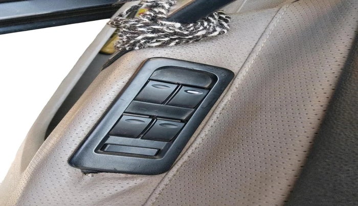 2008 Ford Fiesta SXI 1.4 DIESEL, Diesel, Manual, 2,07,838 km, interior