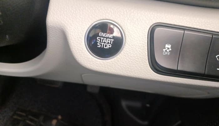 2022 KIA SELTOS HTX IVT 1.5 PETROL, Petrol, Automatic, 46,813 km, interior