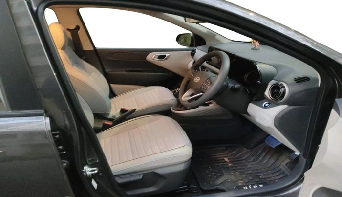 2025 Hyundai GRAND I10 NIOS Sportz (O) 1.2 Kappa AMT, Petrol, Automatic, 463 km, interior