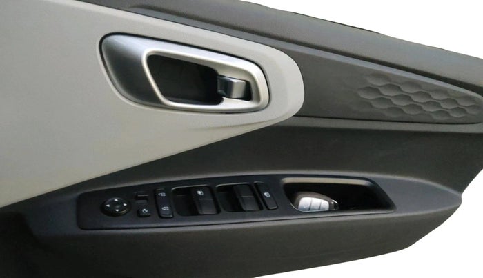 2025 Hyundai GRAND I10 NIOS Sportz (O) 1.2 Kappa AMT, Petrol, Automatic, 463 km, interior