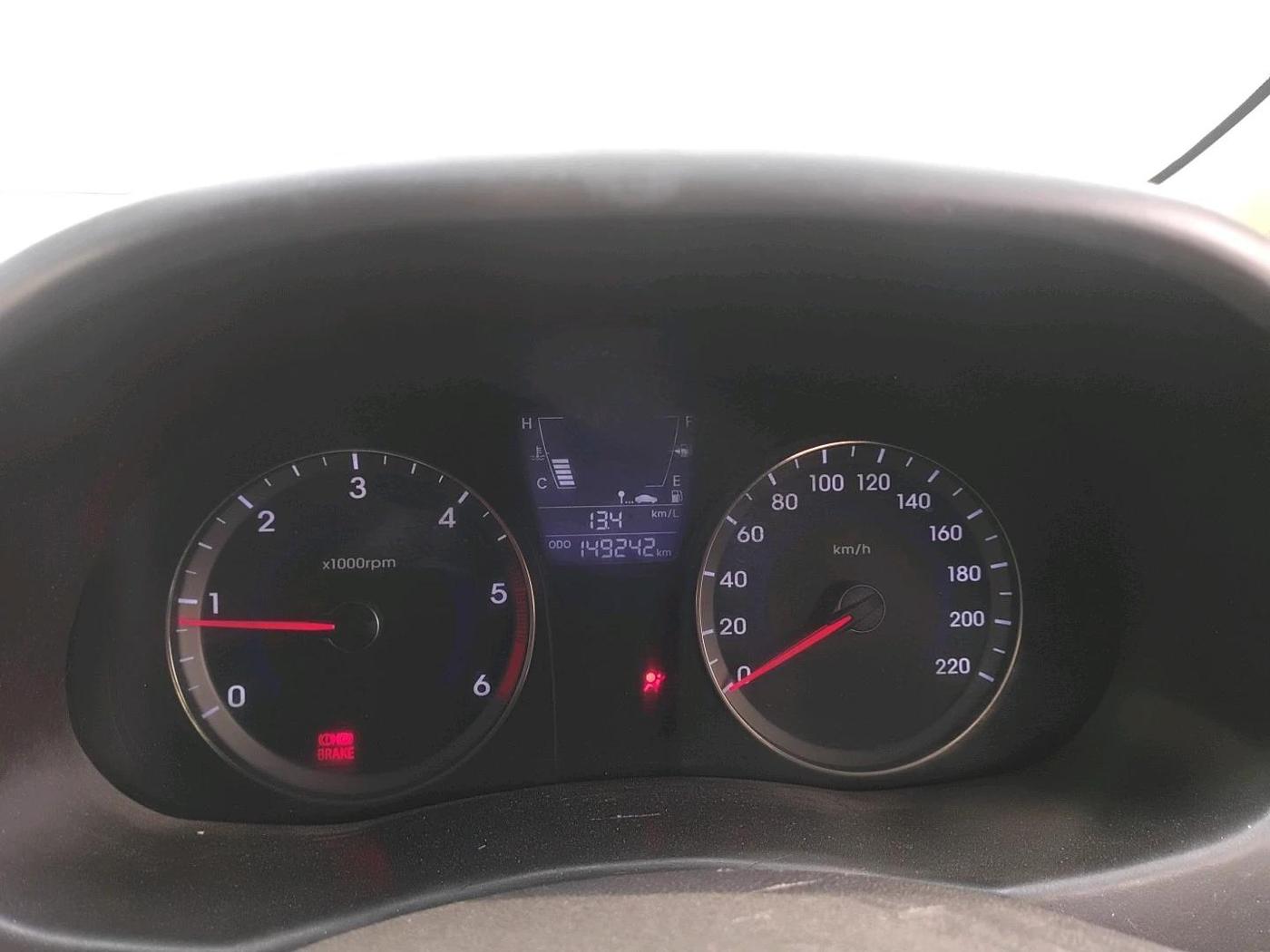 2012 Hyundai Verna FLUIDIC 1.6 CRDI EX, Diesel, Manual, 1,49,242 km, interior