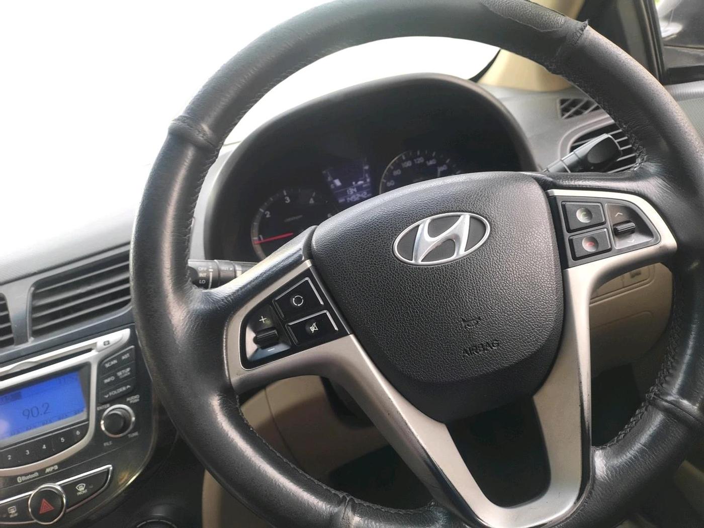 2012 Hyundai Verna FLUIDIC 1.6 CRDI EX, Diesel, Manual, 1,49,242 km, interior