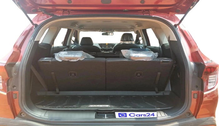 2024 KIA CARENS Premium (O) 1.5 Diesel MT 7 STR, Diesel, Manual, 32,767 km, exterior