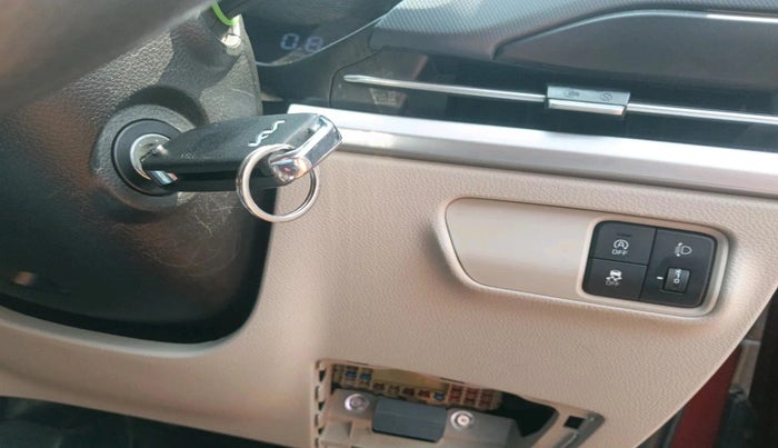 2024 KIA CARENS Premium (O) 1.5 Diesel MT 7 STR, Diesel, Manual, 32,767 km, interior