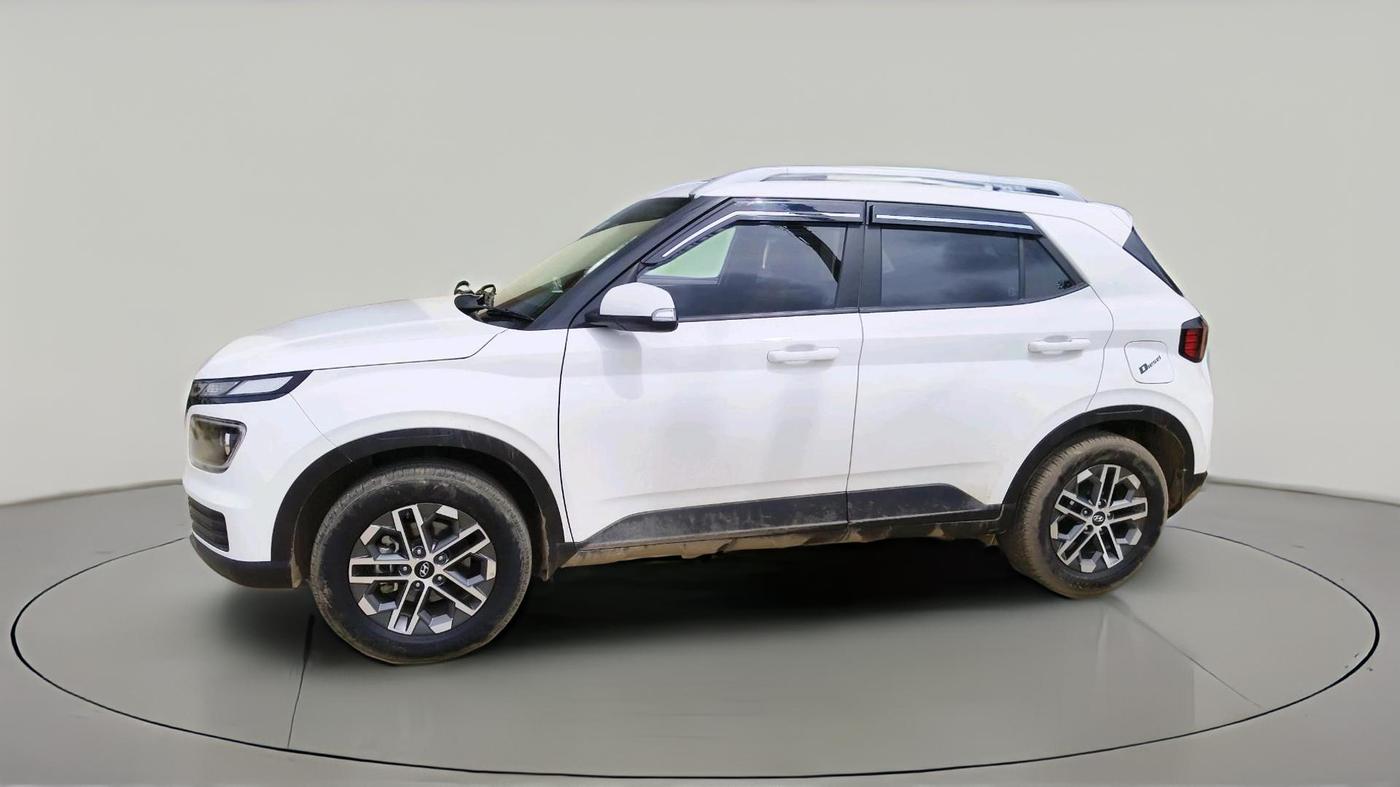 2025 Hyundai VENUE SX 1.5 CRDI, Diesel, Manual, 6,760 km, exterior