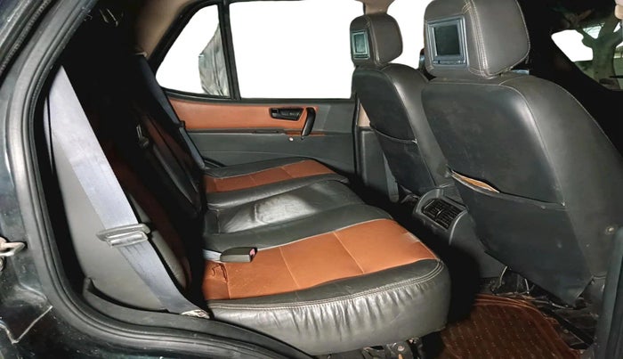 2010 Tata Safari 4X4 VX DICOR, Diesel, Manual, 1,30,410 km, interior