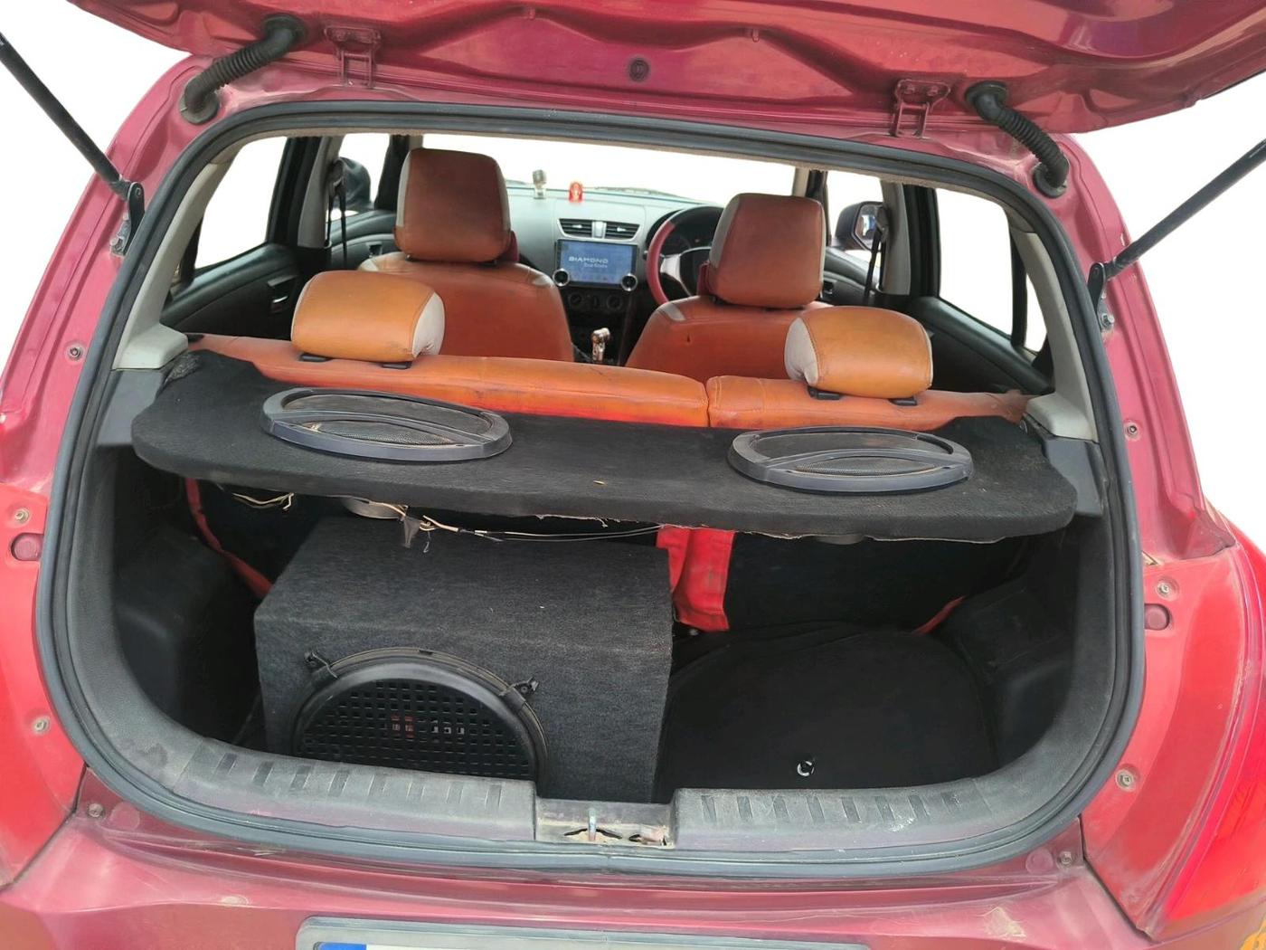 2015 Maruti Swift VXI, Petrol, Manual, 1,40,698 km, exterior
