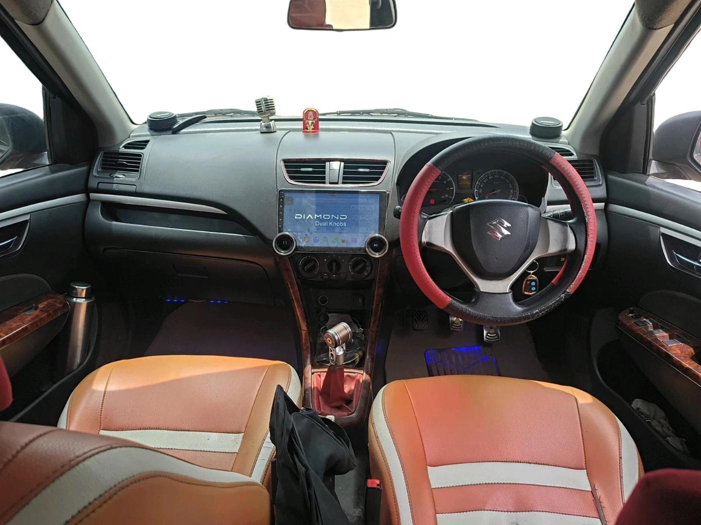 2015 Maruti Swift VXI, Petrol, Manual, 1,40,698 km, interior