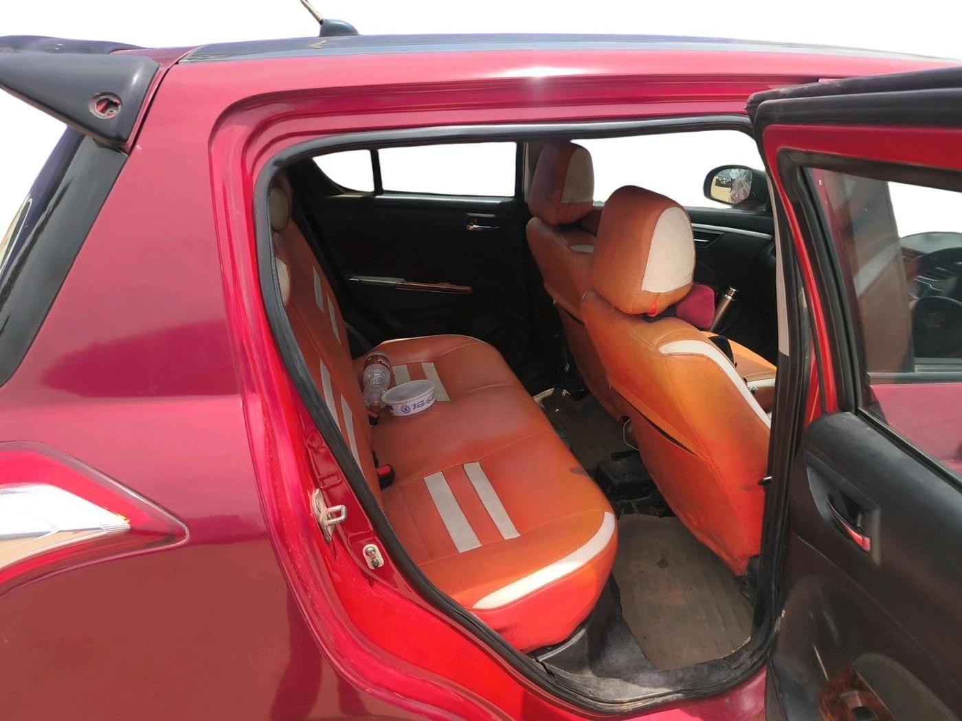 2015 Maruti Swift VXI, Petrol, Manual, 1,40,698 km, interior