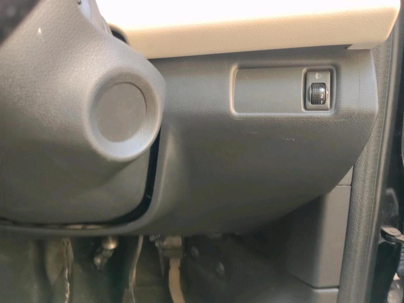 2022 Nissan MAGNITE XV MT, Petrol, Manual, 9,327 km, interior