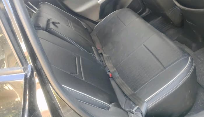 2022 Nissan MAGNITE XV MT, Petrol, Manual, 9,327 km, interior
