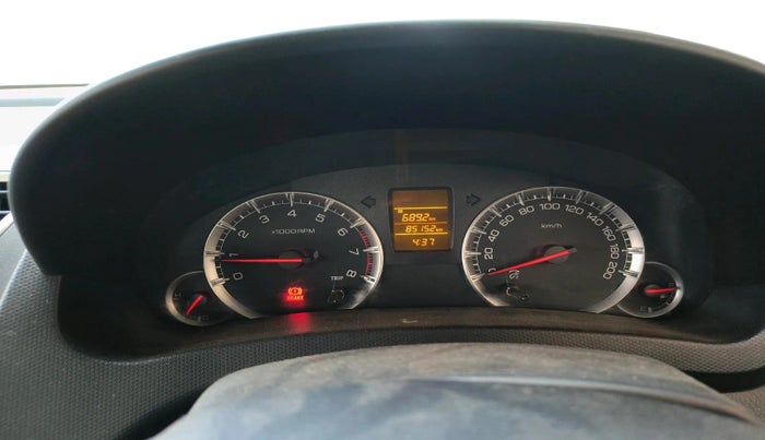 2013 Maruti Swift VXI, Petrol, Manual, 85,152 km, interior