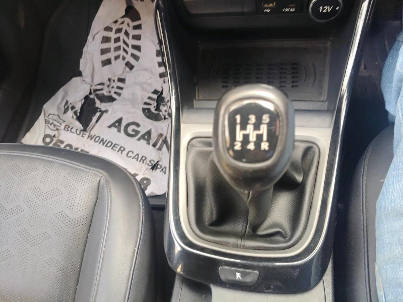 2023 Tata ALTROZ XZ PLUS PETROL DARK EDITION, Petrol, Manual, 28,504 km, interior