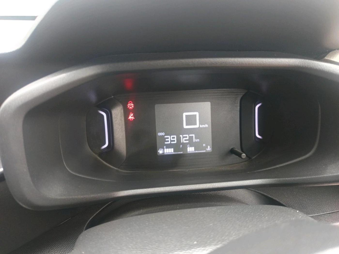 2022 CITROEN C3 FEEL 1.2, Petrol, Manual, 39,127 km, interior