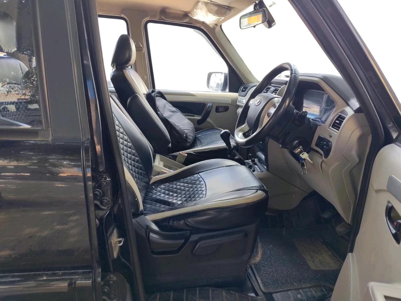 2021 Mahindra Scorpio S11 2WD, Diesel, Manual, 88,881 km, interior