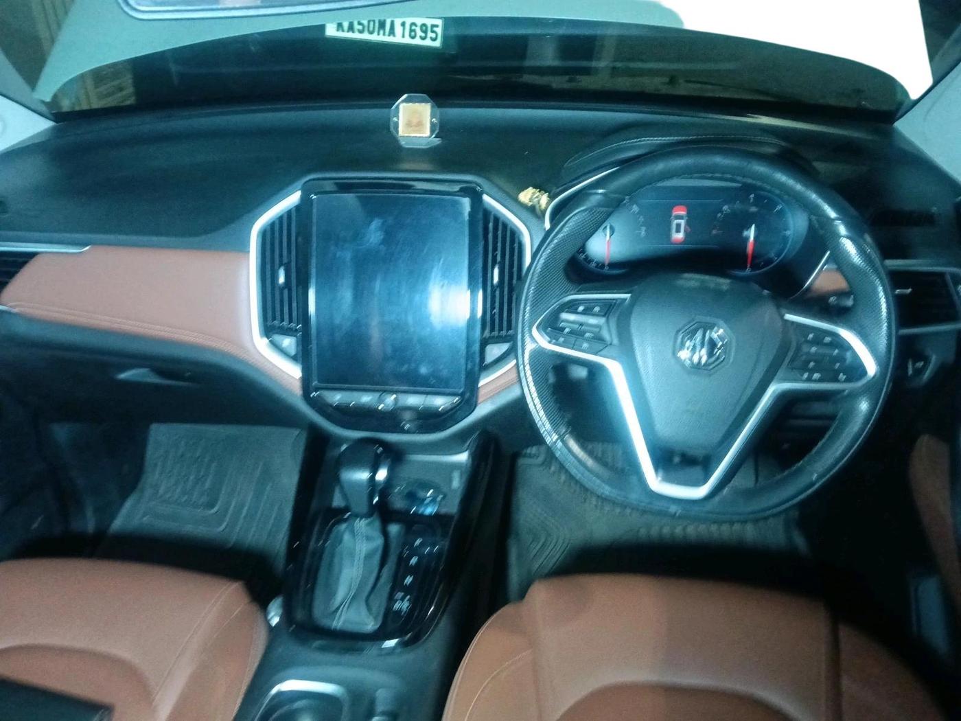 2021 MG HECTOR PLUS SHARP 1.5 PETROL TURBO DCT 6-STR, Petrol, Automatic, 29,350 km, interior