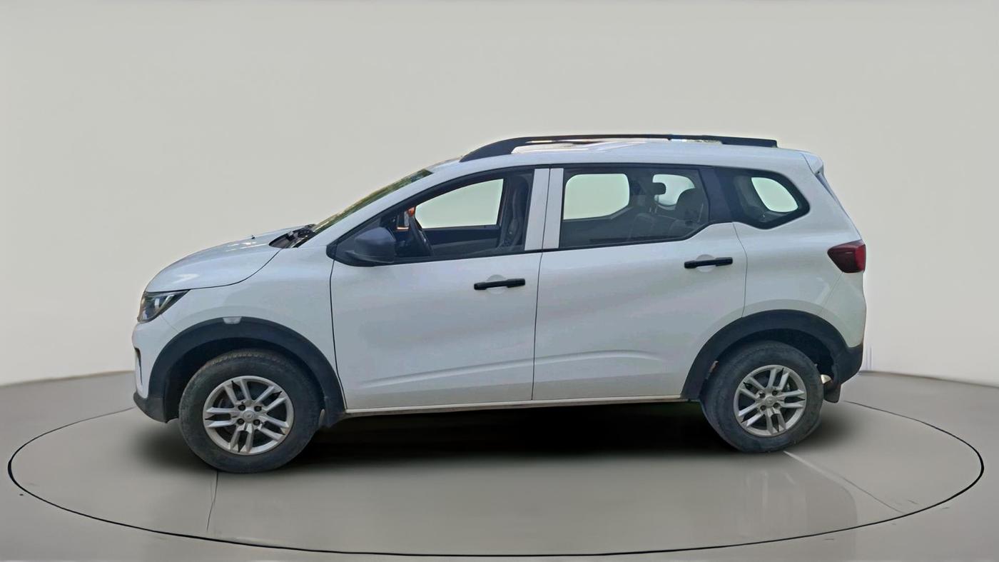 2021 Renault TRIBER RXL MT, Petrol, Manual, 34,093 km, exterior