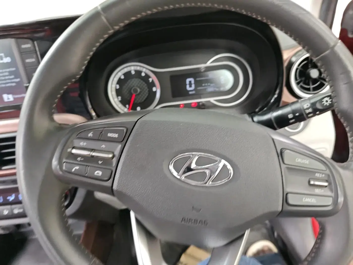 2020 Hyundai AURA SX 1.2 (O), Petrol, Manual, 13,905 km, interior