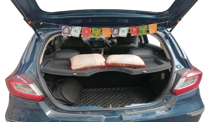 2023 Tata TIAGO EV XZ PLUS TECH LUX LONG RANGE FAST CHARGER, Electric, Automatic, 16,880 km, exterior