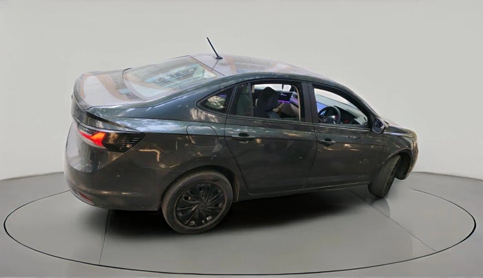 2025 Volkswagen VIRTUS COMFORTLINE TSI 1.0 MT, Petrol, Manual, 4,192 km, exterior