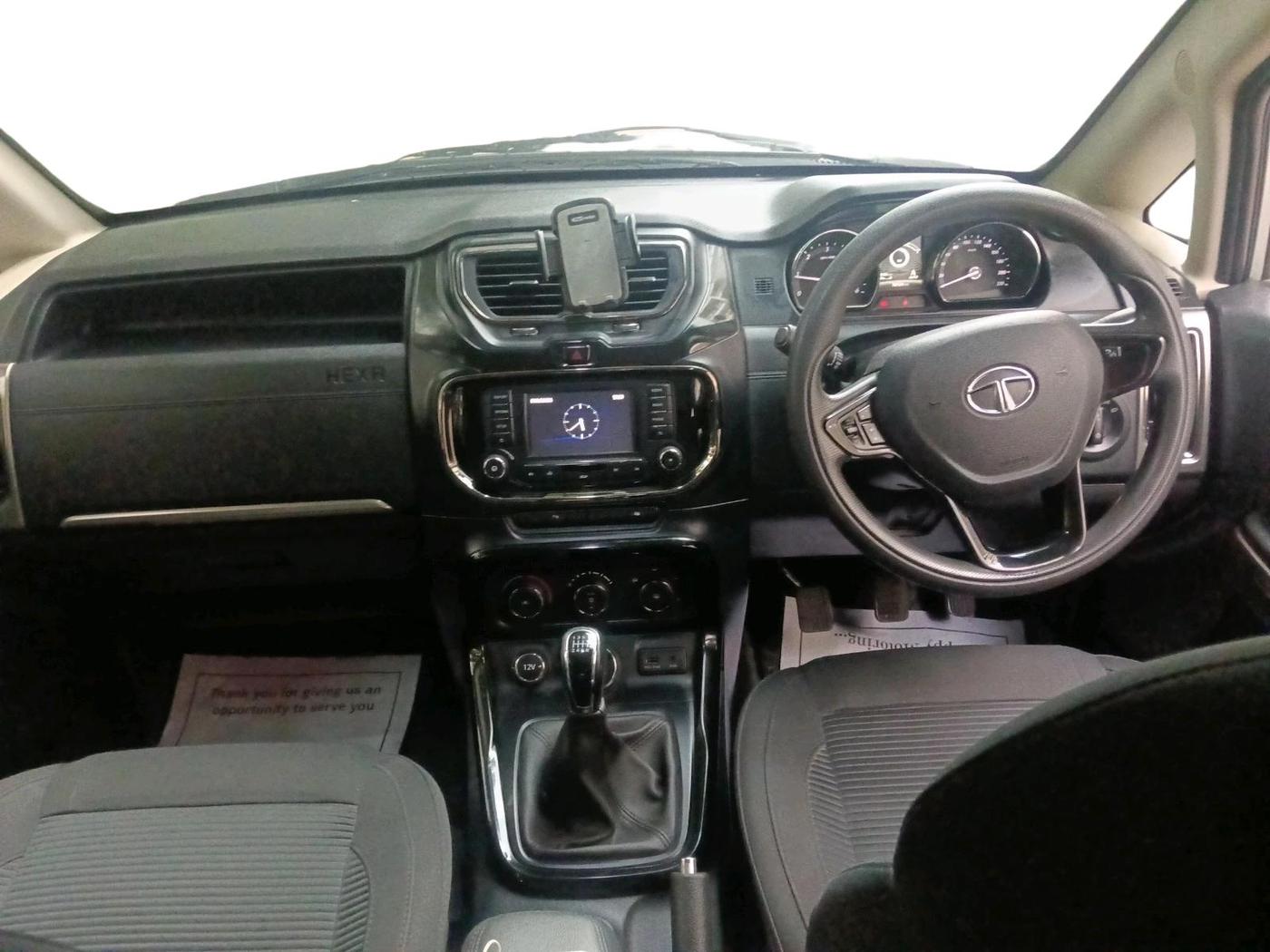 2017 Tata Hexa XM 4X2 7 STR, Diesel, Manual, 76,154 km, interior