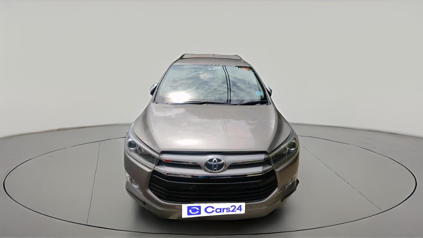 2017 Toyota Innova Crysta 2.4 ZX 7 STR, Diesel, Manual, 51,180 km, exterior