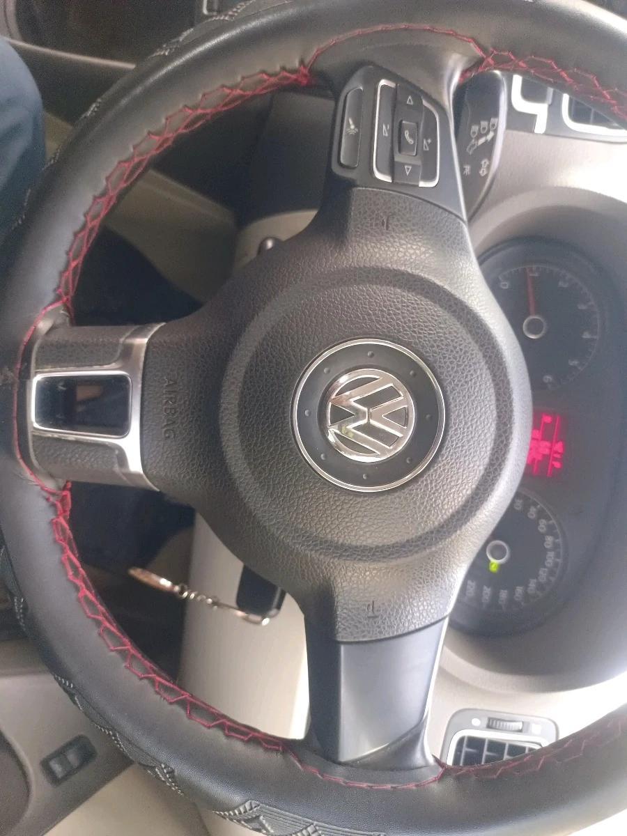 2012 Volkswagen Vento HIGHLINE PETROL AT, Petrol, Automatic, 1,01,645 km, interior