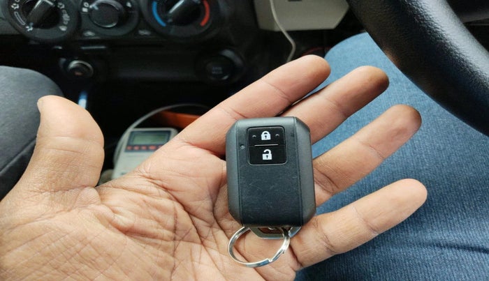2025 Maruti IGNIS ZETA 1.2, Petrol, Manual, 21,288 km, interior